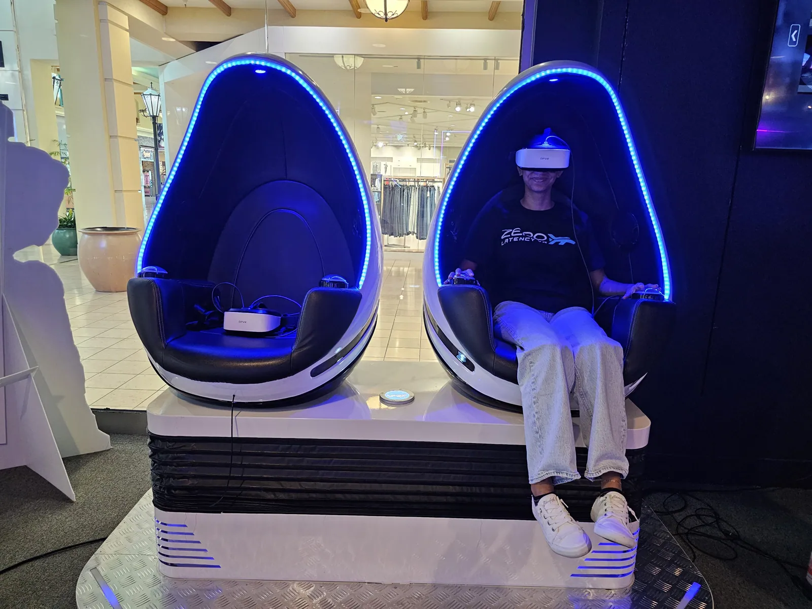 9D Motion Egg ride